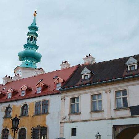 New 1 Bdr, W/Private Parking Bratislava Exterior foto